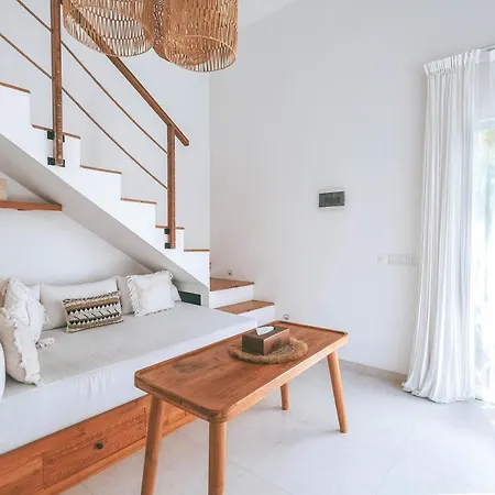 Sun & Moon Villa Canggu  Exterior photo