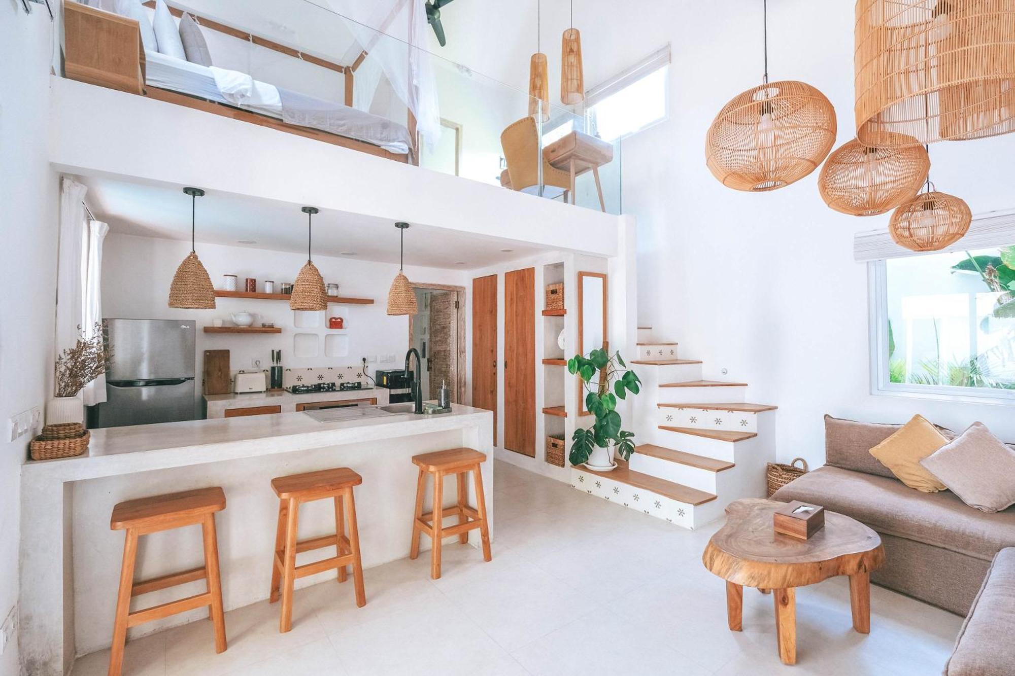 Sun & Moon Villa